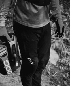 POC Resistance Enduro Glove -POC Shop 30334 ResistanceEnduroGlove 1580 LightAzuriteBlue 02 9ff7710d 79f3 4df4 9d95 911de3bf561f