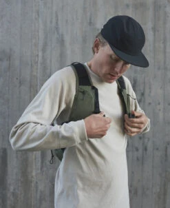 POC SPORTS Poise Crew Neck -POC Shop 52910 1814 PoiseCrewNeck LightSandstoneBeige 2