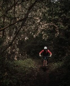 POC Resistance Enduro Glove -POC Shop Enduro Glove Uranium Black 4 7270ef72 19ac 45a3 835a 193e8e63dbfd