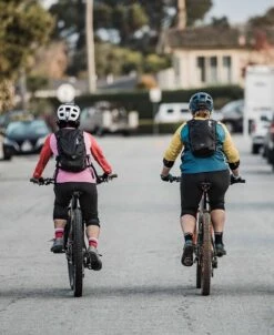 POC Essential MTB Strong Sock Mid -POC Shop Essenttial MTB SOCK Uranium Black 3